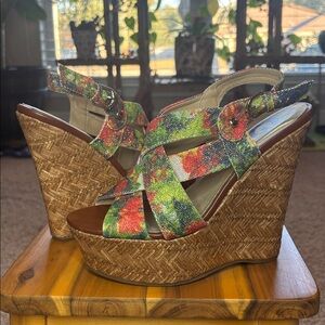 🌺 Guess Sparkly Floral Wedges 🌺